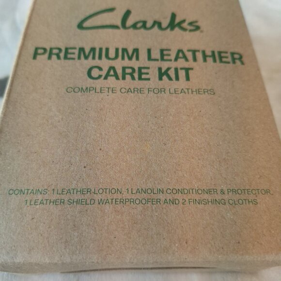 Clarks Premium Leather Care Kit Boxed Gift Set Complete Care All Leathers SEALED - Picture 2 of 11